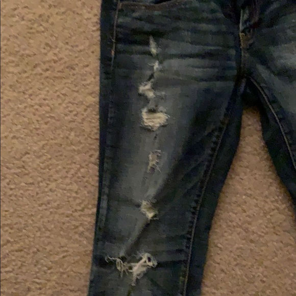 Ripped jeans - Picture 2 of 5